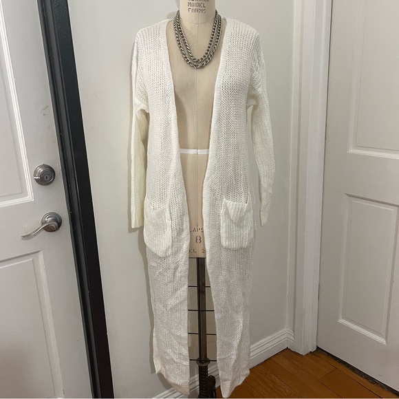 knitted Cream Open Front Cardigan with side Slits - Picture 8 of 12
